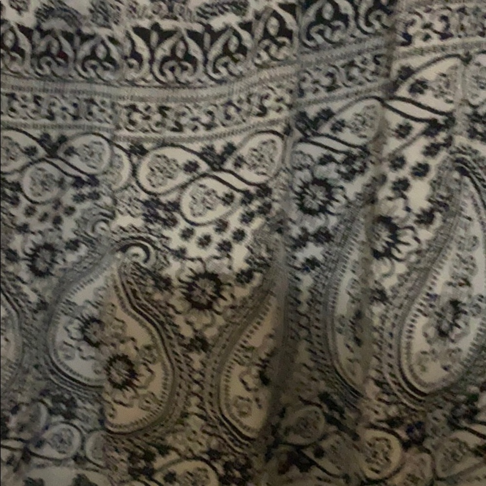 Short Top - Picture 2 of 2